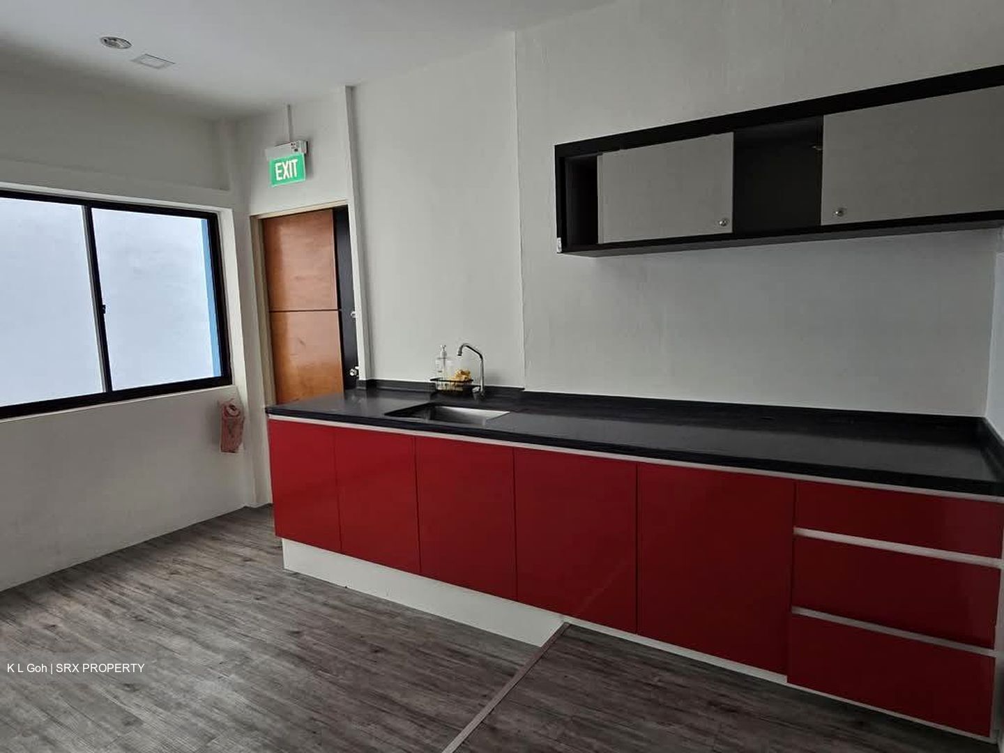 Harvey Road (D13), Office #582356161